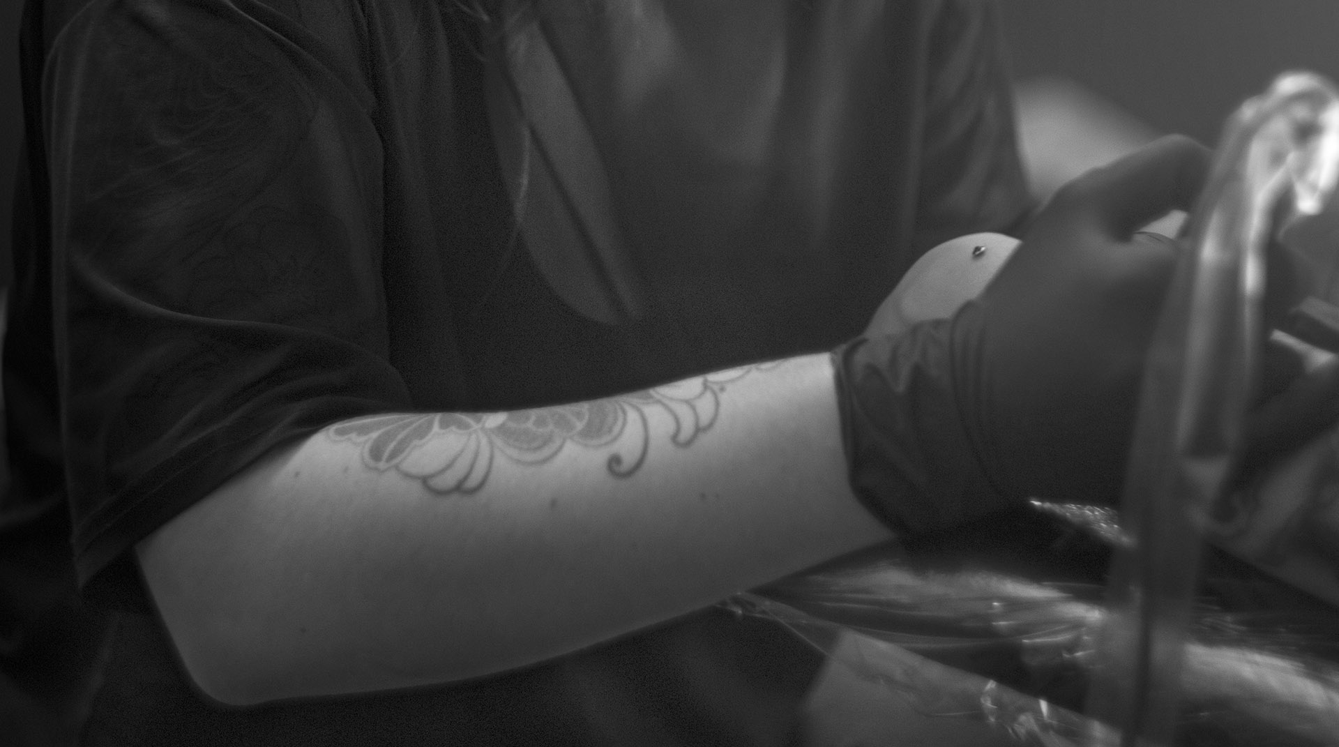 tattoo-boulevard-monza-artists-working-greta